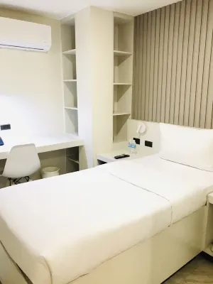 Oyster Plaza Hotel Rooms Photos
