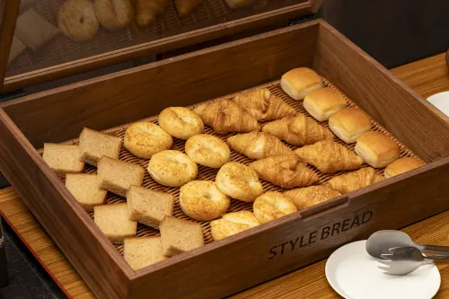 the b hakata Dining Photos