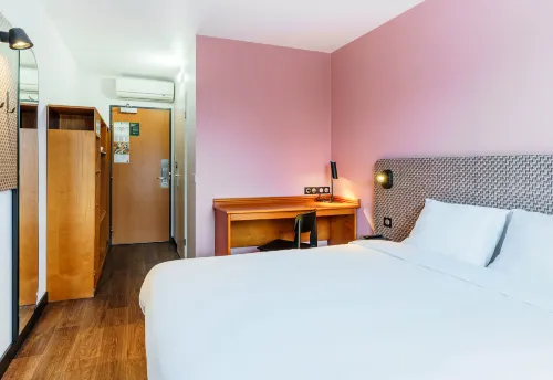 B&B HOTEL Amnéville-les-Thermes Chambres Photos