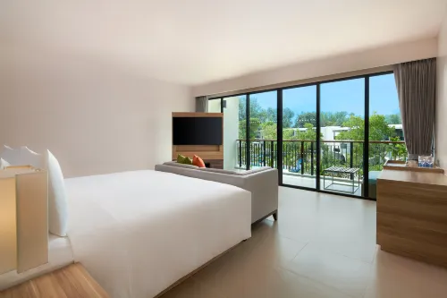 Le Méridien Phuket Mai Khao Beach Resort (Marriott International) Номера Photos