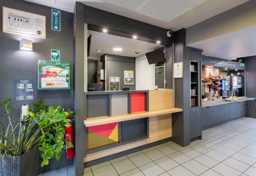 B&B Hotel Lille Seclin Unexpo Espaces publics Photos