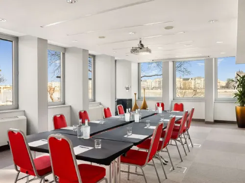 Novotel Budapest Danube Business Photos
