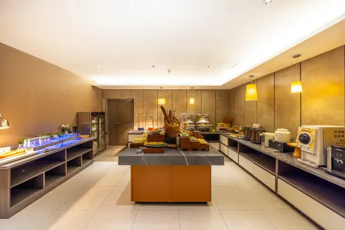 Homeinn Plus Hotel (Lanzhou Zhangye Road Xiguan Subway Station) Dining Photos