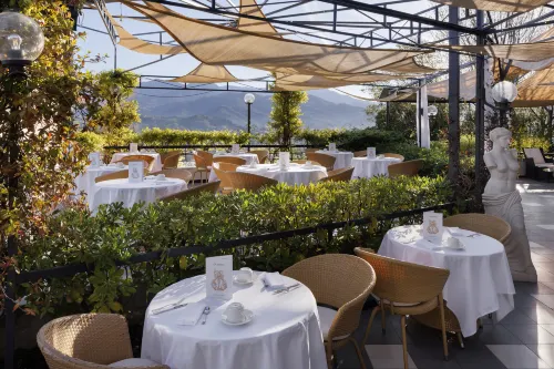 Hotel Vis à Vis Питание Photos
