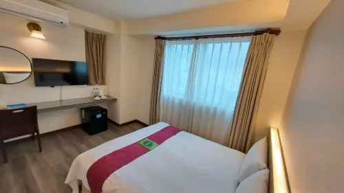 Liga Hotel Camere Photos
