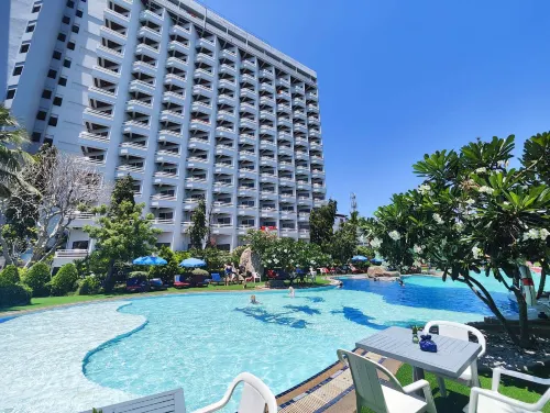 Grand Jomtien Palace Hotel Избранное Photos