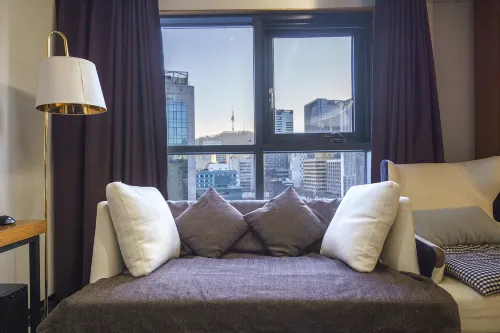 The Post Hotel Kamar Photos