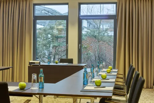 H4 Hotel Hannover Messe Business Facilities Photos