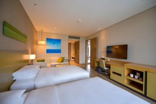 Hyatt Place Sanya City Center Rooms Photos