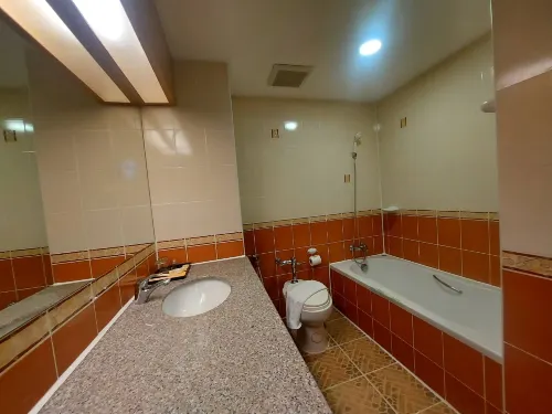 M Hotel Danok Kamar Photos