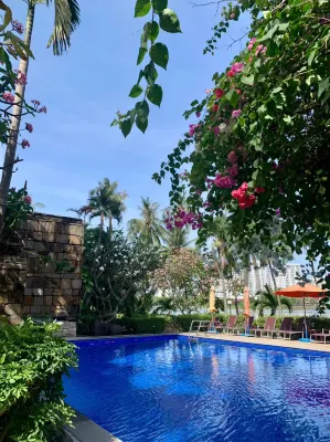 Saigon Domaine Luxury Residences Exterior Photos