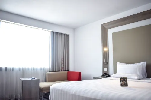 Novotel Jakarta Gajah Mada Kamar Photos