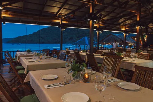 Bubu Resort Restauration Photos
