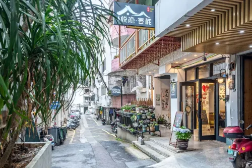 Yueyin Inn (Yangshuo Lijiang West Street Pedestrian Street Branch) من الخارج Photos