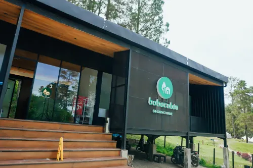 Bobocabin Kaldera, Toba Unggulan Photos