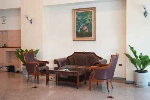 Royal Suite Hotel Bangkok Öffentliche Flächen Photos