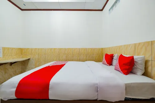 Sartika Hotel Mitra RedDoorz Pati Chambres Photos