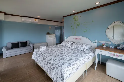 The Lilly Hotel Utvalt Photos
