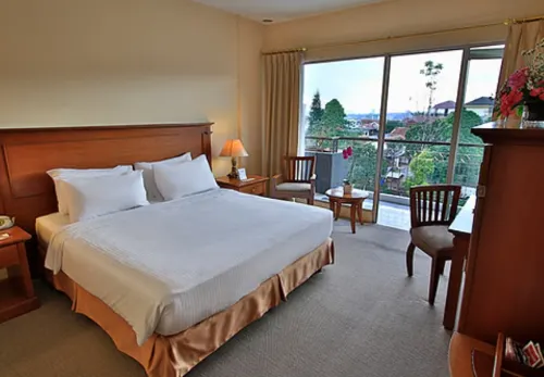 The Jayakarta Suites Bandung Kamar Photos