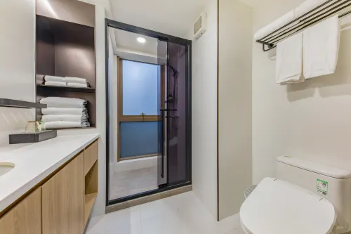 Langhui Executive Apartment (Shenzhen Nanshan Metro Station Raffles Square) Rooms Photos