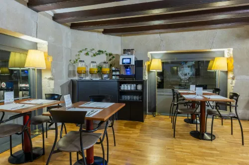 Hotel Suizo Restauration Photos