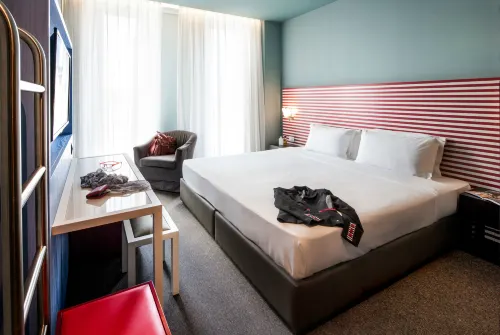 Glam Milano Rooms Photos