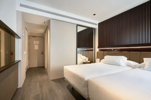 Hotel Bécquer Rooms Photos