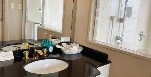 IMABARI KOKUSAI HOTEL Zimmer Photos