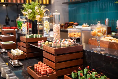 Hampton by Hilton Jiaxing Canal Dining Photos