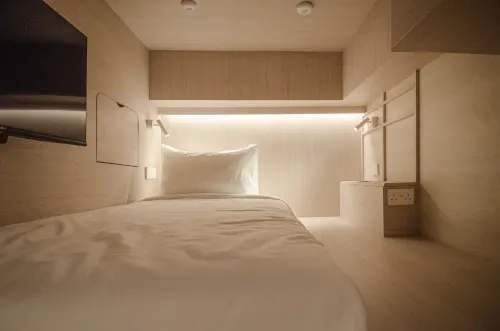 Jyu Capsule Hotel Rooms Photos