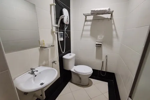 Hotel Kuang Hua Sitiawan Near to Unikl-Mimet Camere Photos