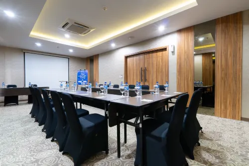 Grand Serela Yogyakarta Fasilitas Bisnis Photos