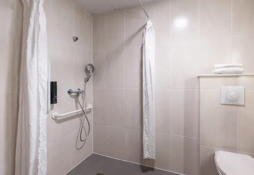 B&B HOTEL Lille Roubaix Campus Gare Chambres Photos