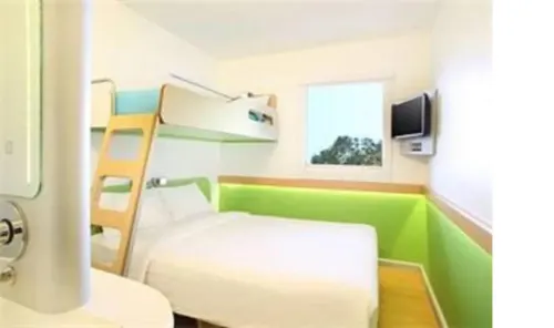 Ibis Budget Semarang Tendean Camere Photos