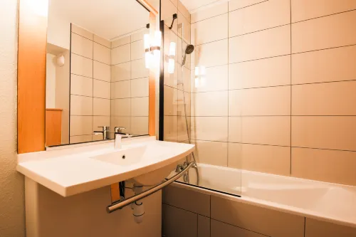 EasyHotel Nice Old Town Huoneet Photos