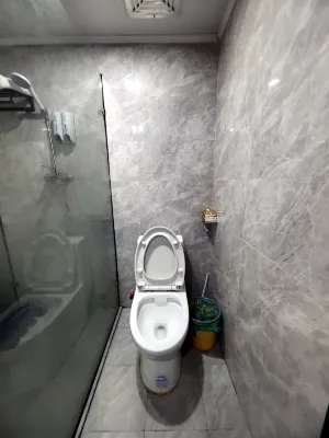 Hongrunxiang Hotel Rooms Photos