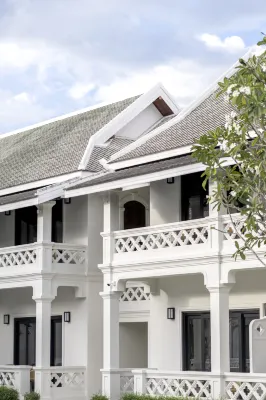 Choasis Hotel Exterior Photos