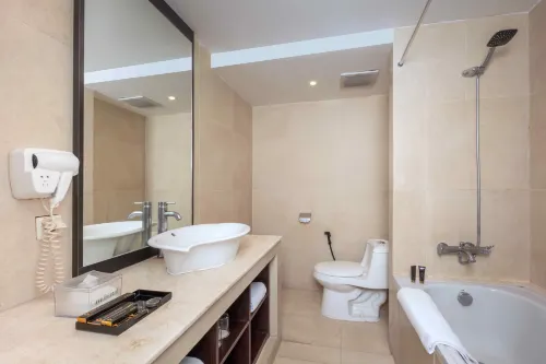 Grand Edge Hotel Semarang Chambres Photos