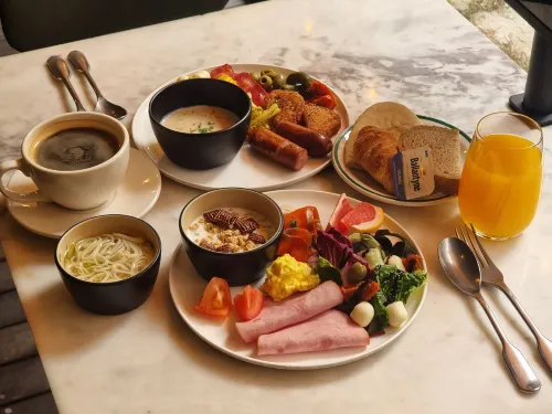 Hotel Crescendo Seoul Restauration Photos