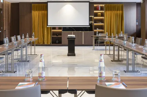 Meliá Milano Business Facilities Photos