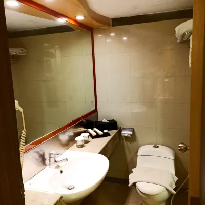 Tamarin Hotel Jakarta Manage by Vib Hospitality Management Kamar Photos