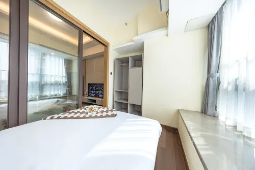 BESTEN fashion Light Residence(Tianan Cloud Park Industrial Park Store, Bantian) Rooms Photos