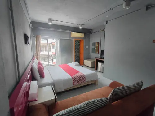 Madam House Patong Unggulan Photos