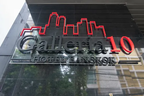Galleria Sukhumvit 10 Bangkok by Compass Hospitality Esterni Photos
