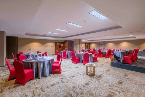 Grand Edge Hotel Semarang Restauration Photos