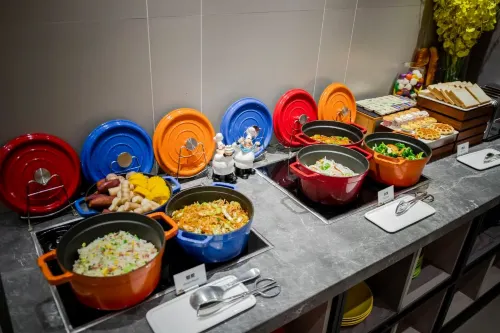 Homeinn Selected Hotel (Huzhou Aishan Yintai City Yishang Street) 식사 Photos