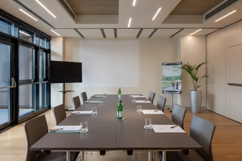 UNA HOTELS Bologna Fiera Business Photos