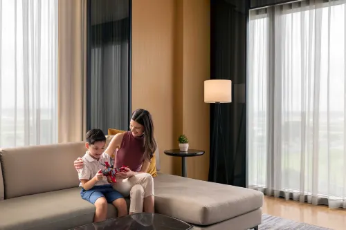 Sheraton Manila Hotel at Newport World Resorts Photos