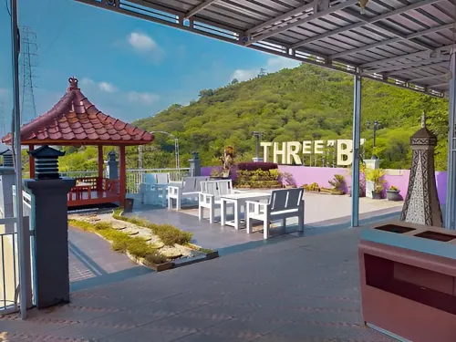 Three B Villa & Resto Banyuwangi Dekat Hotel Photos