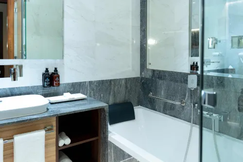 Millennium Place Doha Chambres Photos